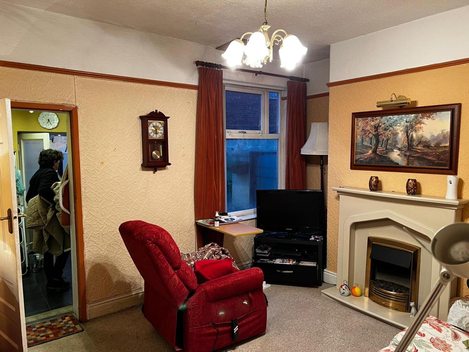 Coronation Street Style Guest House. * Manchester